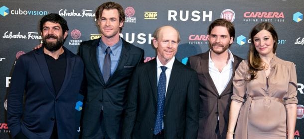 Chris Hemsworth, Pierfrancesco Favino, Alexandra Maria Lara, Ron Howard, Daniel Bruhl, cast