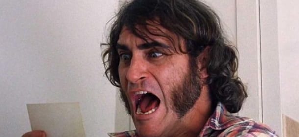Inherent Vice, Vizio di forma: primo trailer italiano con Joaquin Phoenix