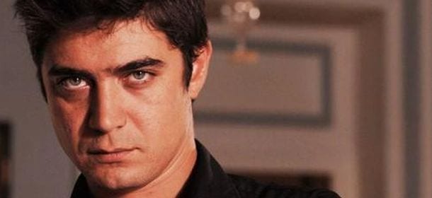 La prima luce con Riccardo Scamarcio: al cinema dal 19 marzo