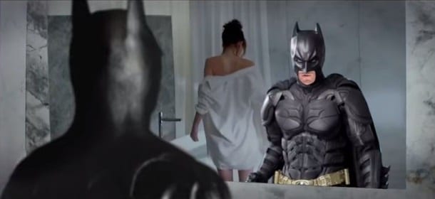 50 sfumature di grigio e Batman: la parodia fa impazzire il web