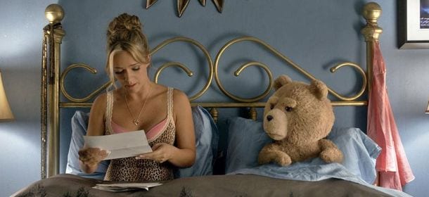 Ted 2, l'irriverente orsacchiotto torna al cinema per mostrare il suo lato più "umano"