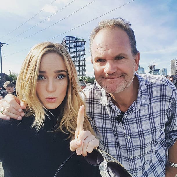 Legends of Tomorrow: Caity Lotz regala nuove immagini dal set [FOTO e TRAILER]