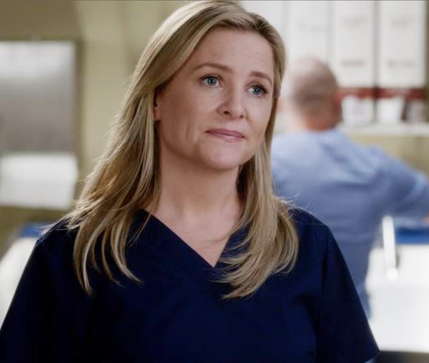 Grey's Anatomy, l'attrice Jessica Capshaw è in dolce attesa: cosa ne sarà di Arizona Robbins?