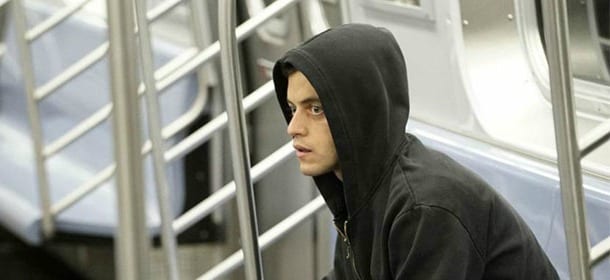 Mr. Robot, la pluripremiata serie cyberthriller debutta in Italia il 17 marzo