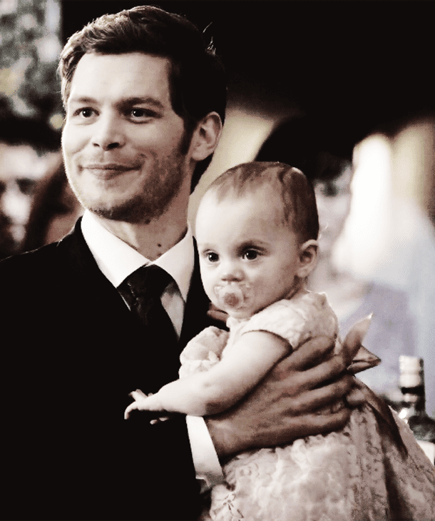 Joseph Morgan di The Originals festeggia i 35 anni e fa un regalo ai suoi fan