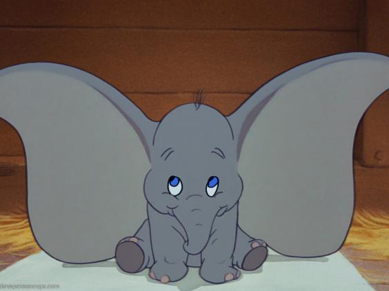 Tim Burton realizza il live action di Dumbo: il trailer ufficiale [VIDEO]