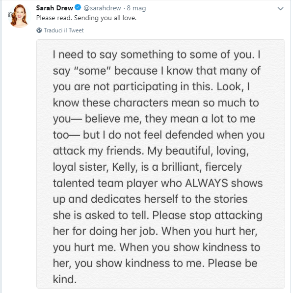 Grey's Anatomy: Sarah Drew difende Kelly McCreary dalle accuse shock dei fan [FOTO]