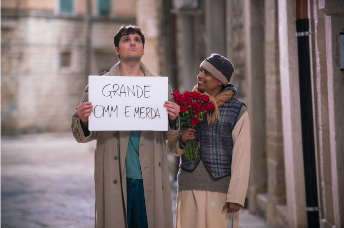 Tonno spiaggiato: la commedia super divertente con Frank Matano [FOTO]