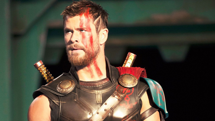 Avengers 4 sarà scioccante! Parola di Chris Hemsworth