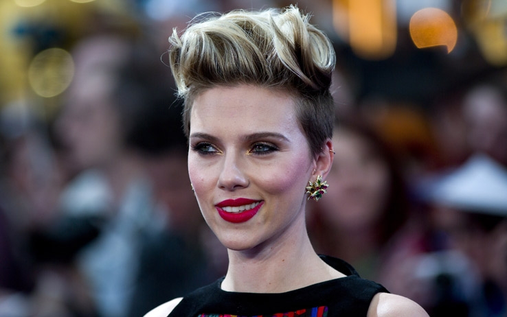 Scarlett Johansson criticata per il ruolo transgender: è polemica!