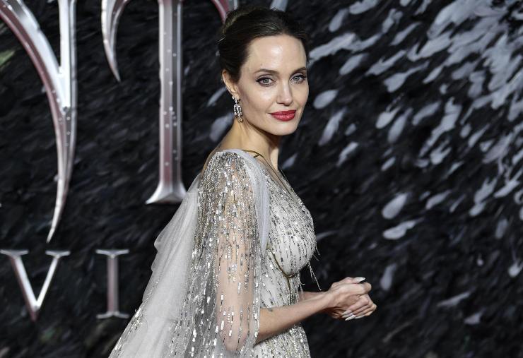 L'attrice Angelina Jolie e il suo nuovo progetto