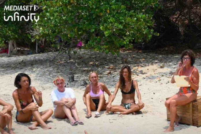 isola gruppo isola dei famosi accusa