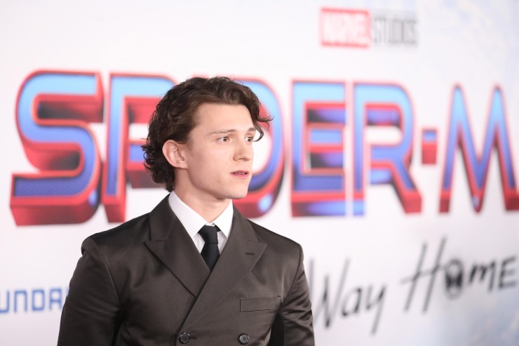 Problemi sul set per Tom Holland: cosa è successo