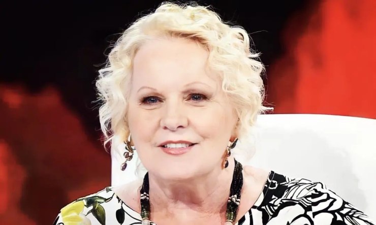 Katia Ricciarelli sorridente