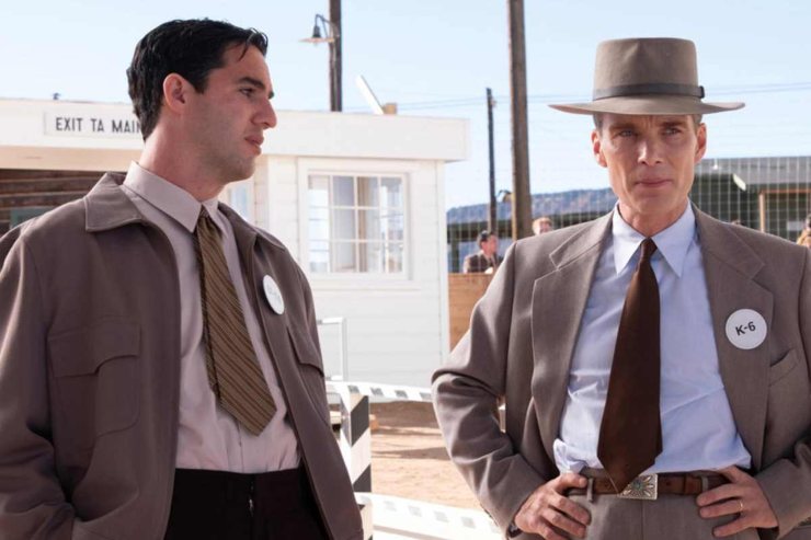 Cillian Murphy è il padre della bomba atomica J. Robert Oppenheimer nel nuovo film di Christopher Nolan