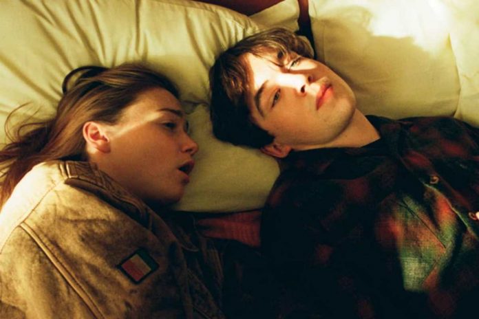 scena da The End of the F***ing World quali sono le migliori serie tv corte
