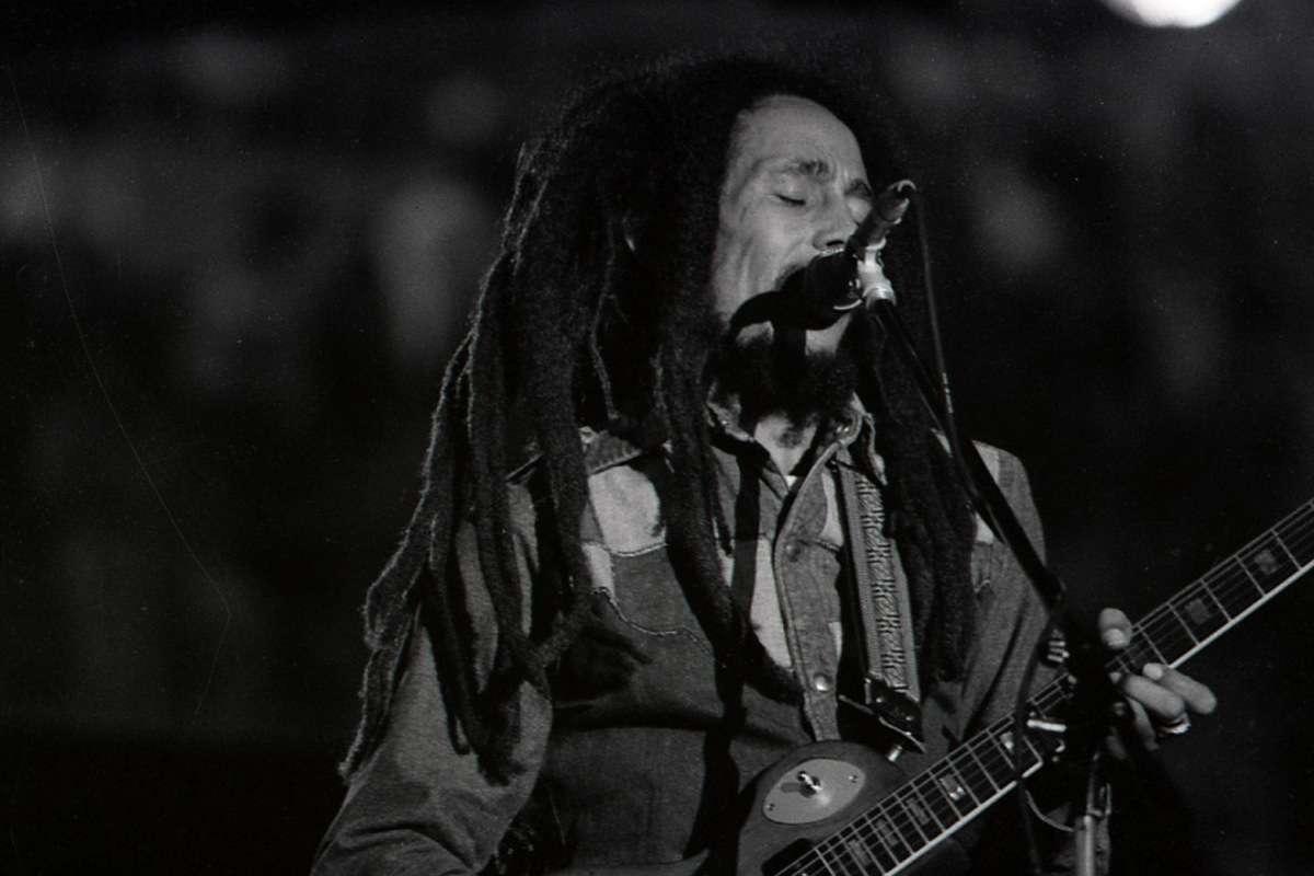 Kingsley Ben-Adir sarà Bob Marley