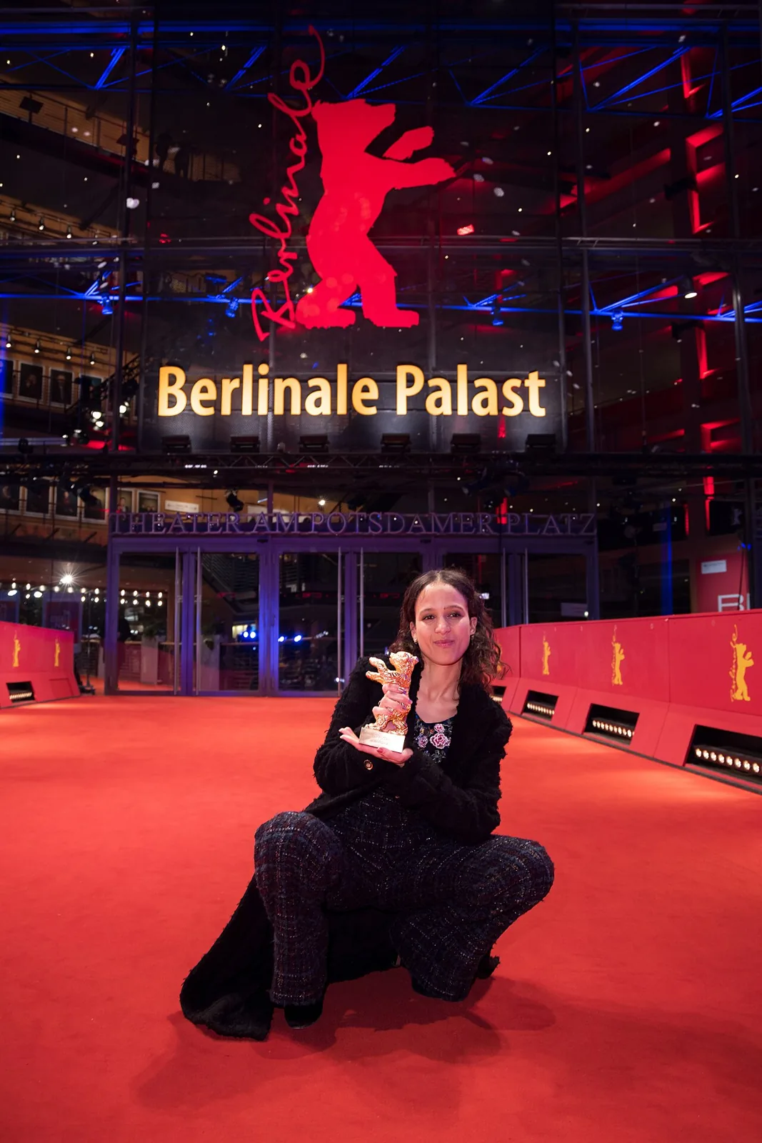 Mati Diop riceve il premio Le vie dell'immagine a Venezia 83